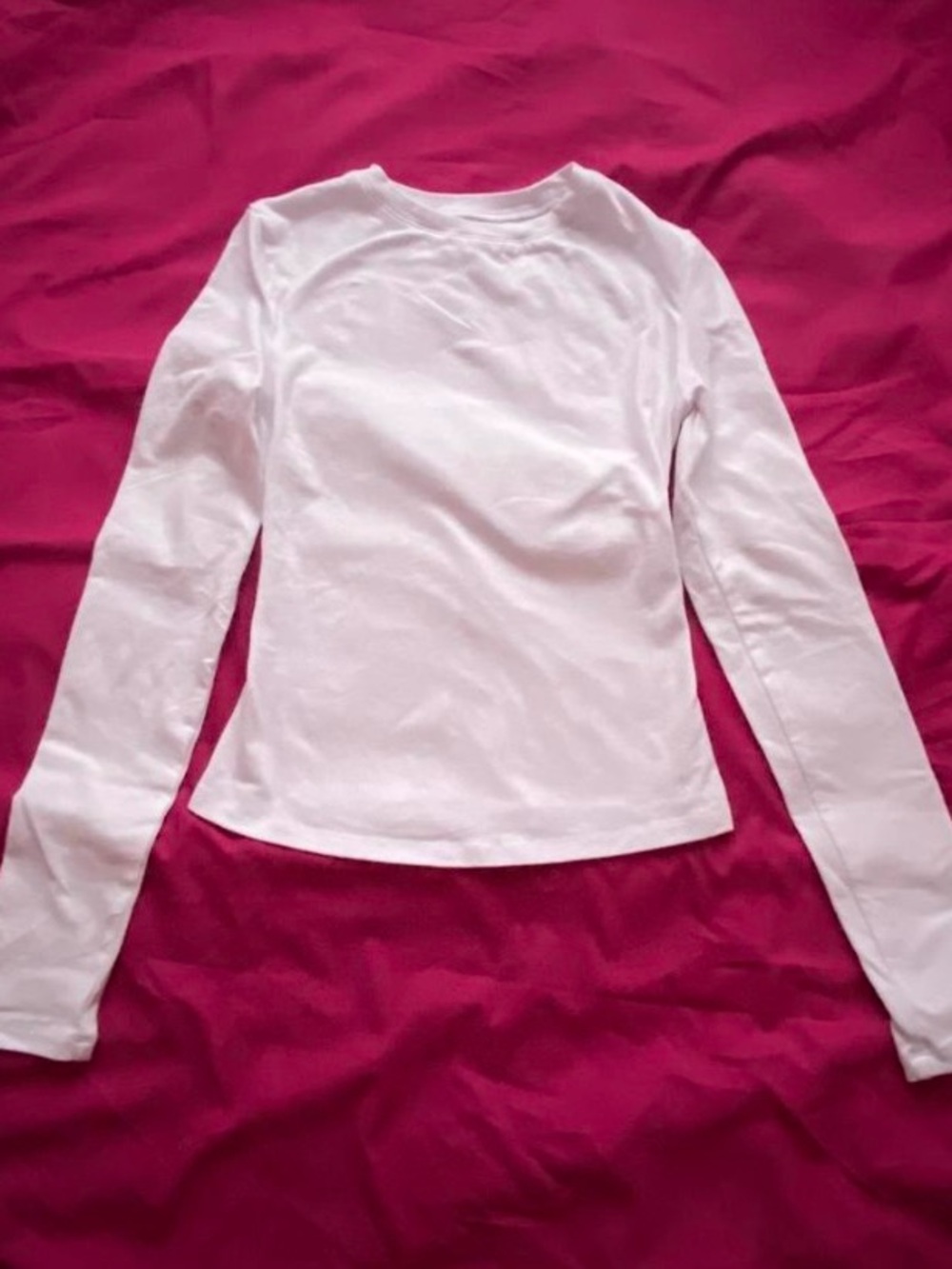 Classic White Cotton Long-Sleeve Women's Top